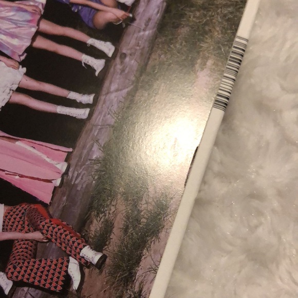 Loona 12:00 Midnight 3rd Mini Album No Photocards Version C Kpop - Picture 14 of 15